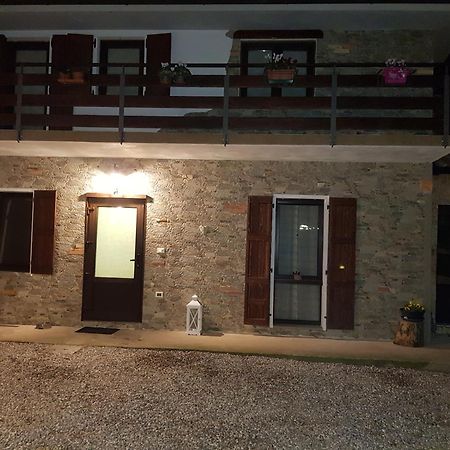 Bed And Breakfast Mon Amour Flagogna Bagian luar foto